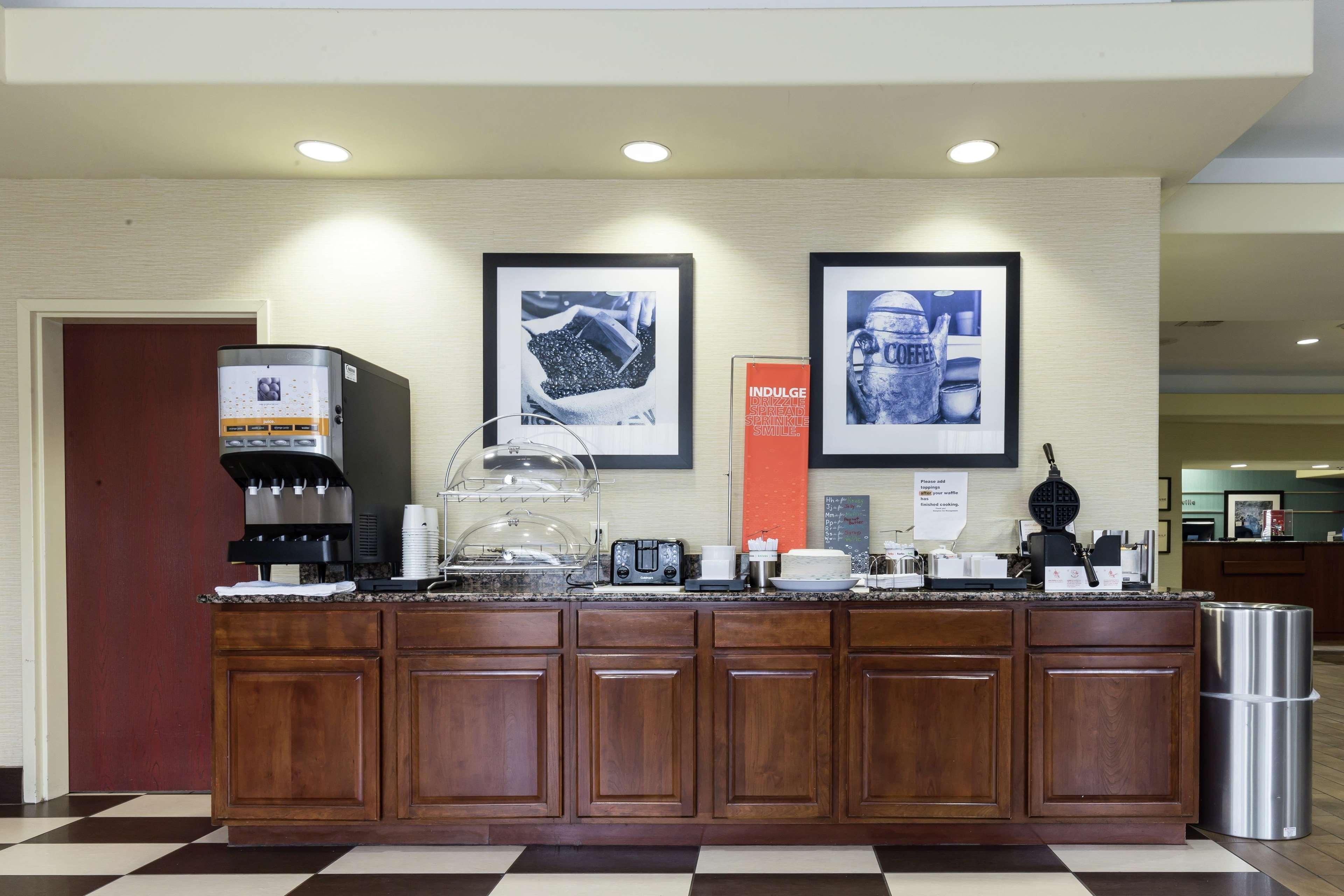 Hampton Inn Kerrville Buitenkant foto